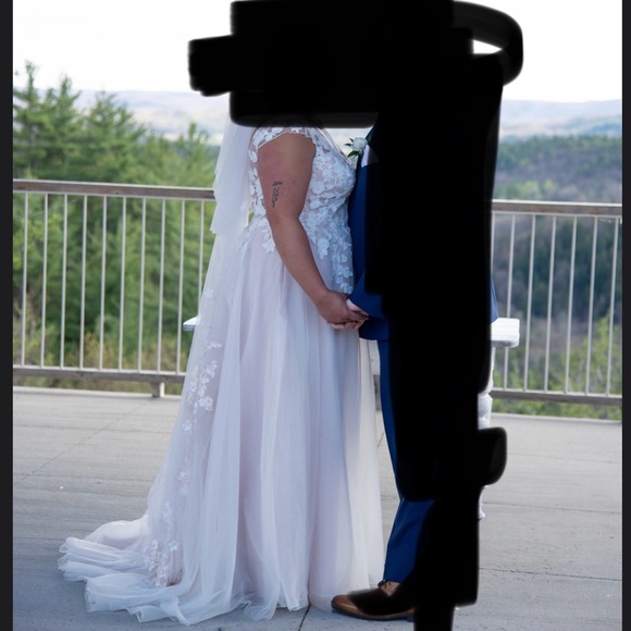 Cap sleeve tule ball gown - Picture 6 of 6